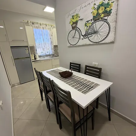 Apartamento Mega